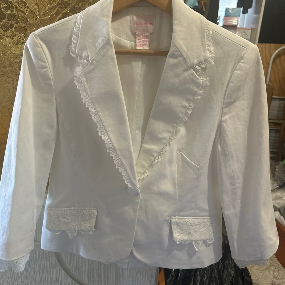 Central Park West from Cynthia Park White Lace Trim Romantic Coquette Blazer Med